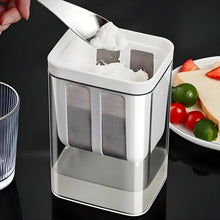 Filtering Container